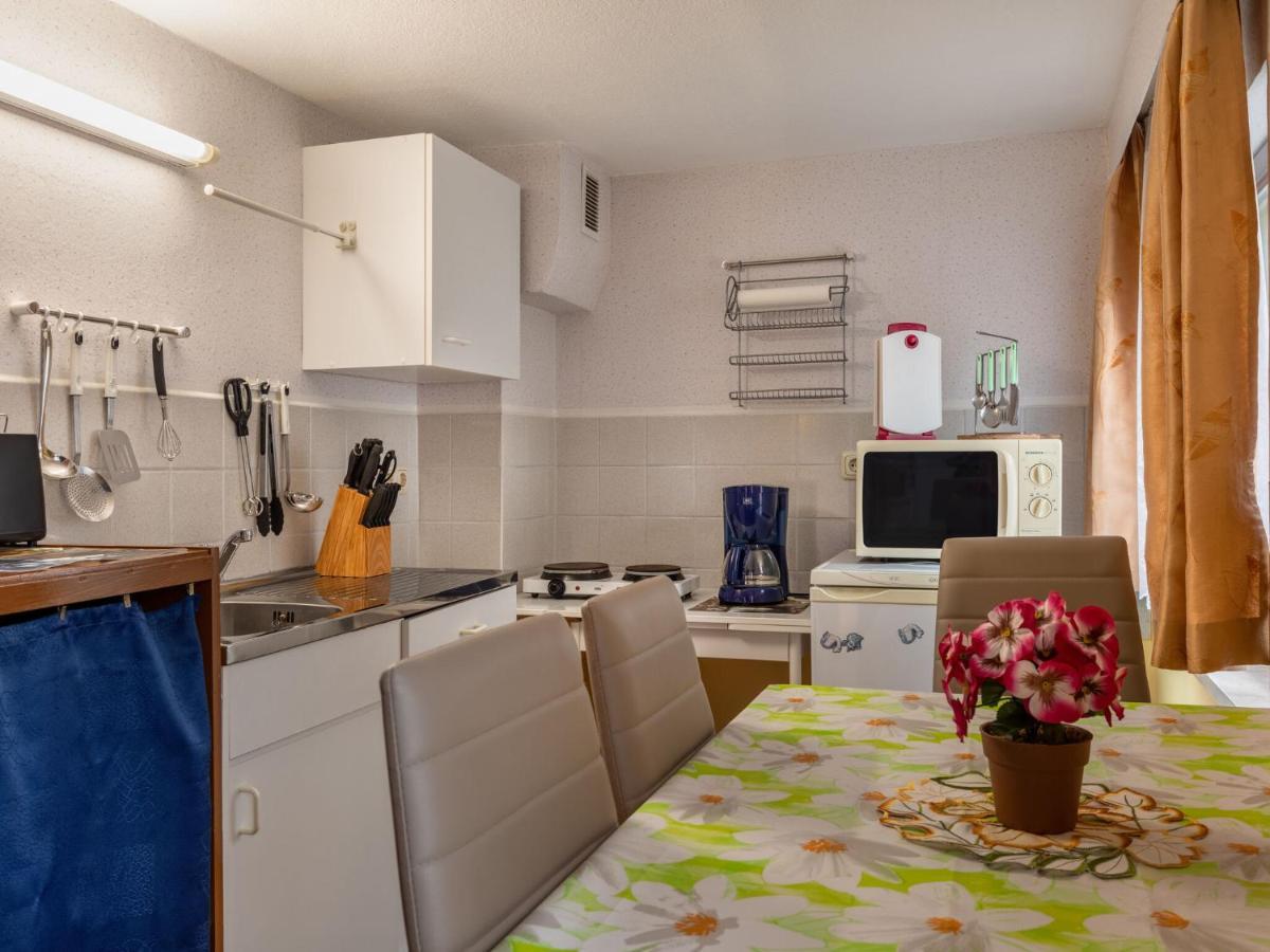 Beautiful Holiday House In Biendorf With Garden Korchow Kültér fotó
